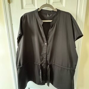 2 Women's blouses one white one Black Blouse